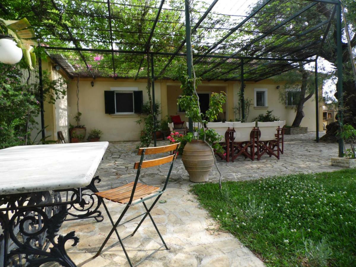 Theni Olive Grove Villa Kato Yerakarion Екстериор снимка