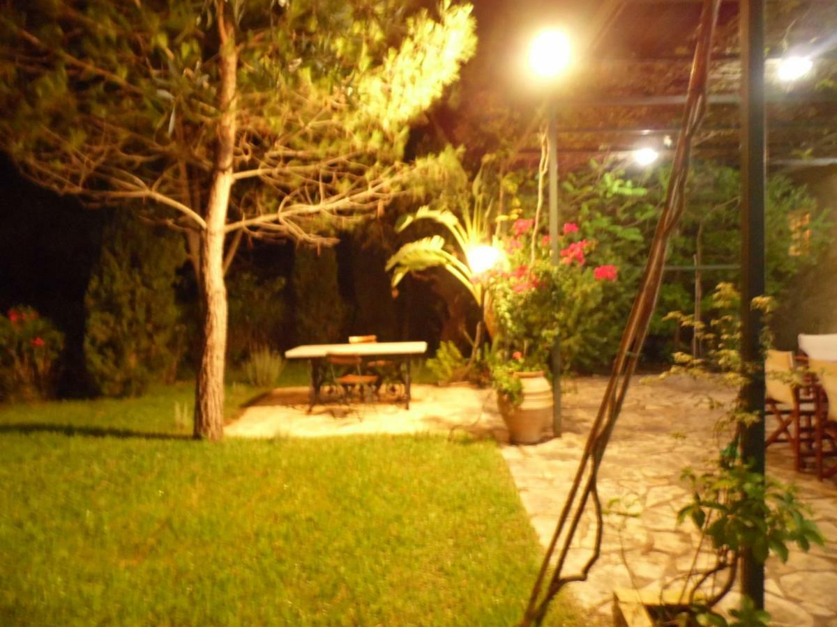 Theni Olive Grove Villa Kato Yerakarion Екстериор снимка
