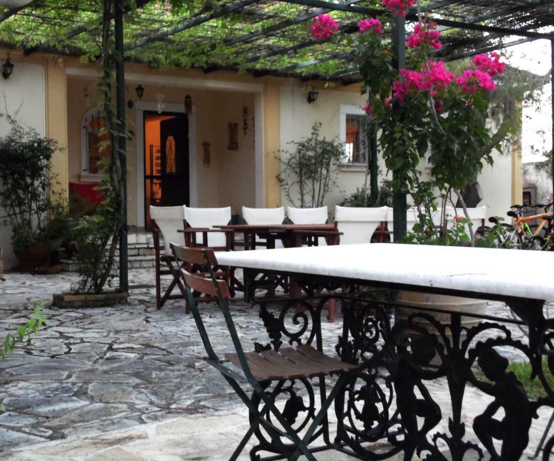 Theni Olive Grove Villa Kato Yerakarion Екстериор снимка